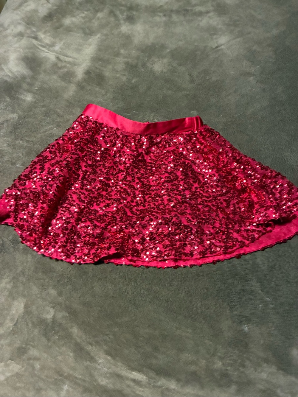 Girls size 4/5 Cherokee brand red sequin skirt